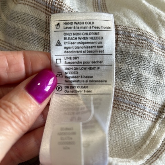 VINCE Plaid Crossover Blouse Long Sleeve Surplice Neck Super Soft Sz S - Picture 13 of 14